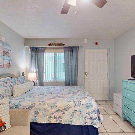 Pass-A-Grille Beach Retreat Unit 8 St. Pete Beach Extérieur photo
